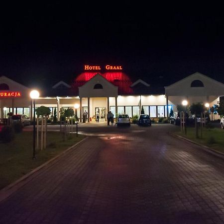 Restauracja Hotel Graal Targowisko Экстерьер фото