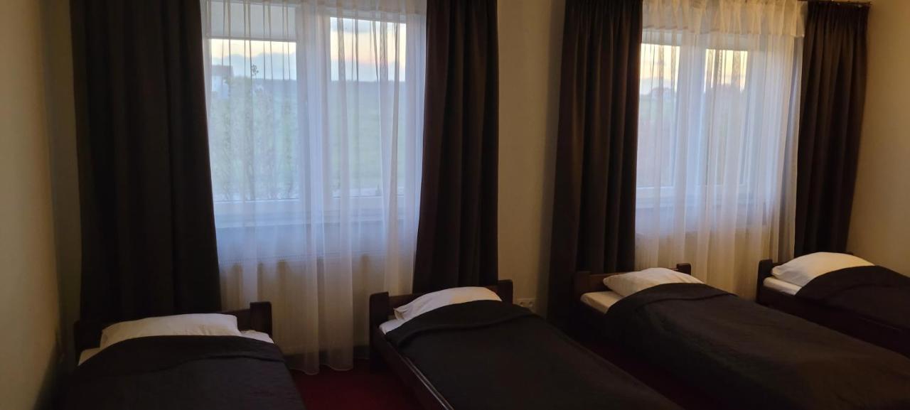 Restauracja Hotel Graal Targowisko Экстерьер фото