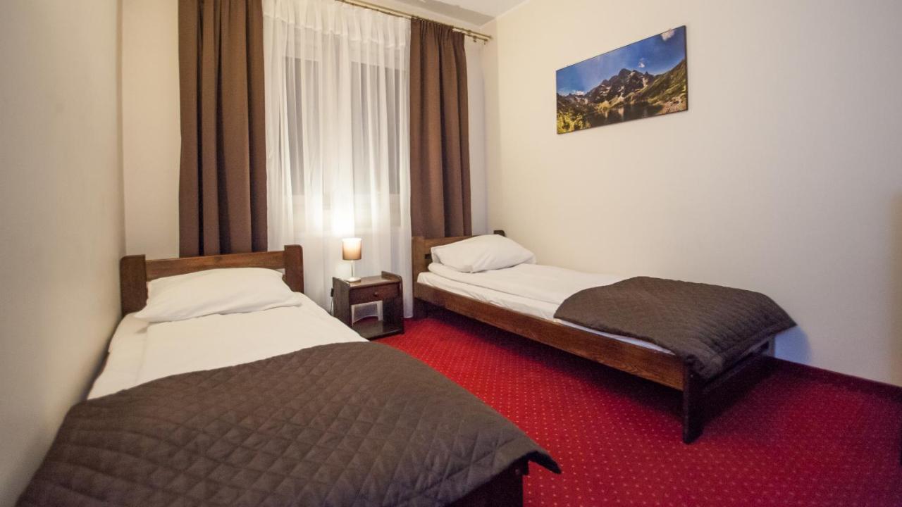 Restauracja Hotel Graal Targowisko Экстерьер фото