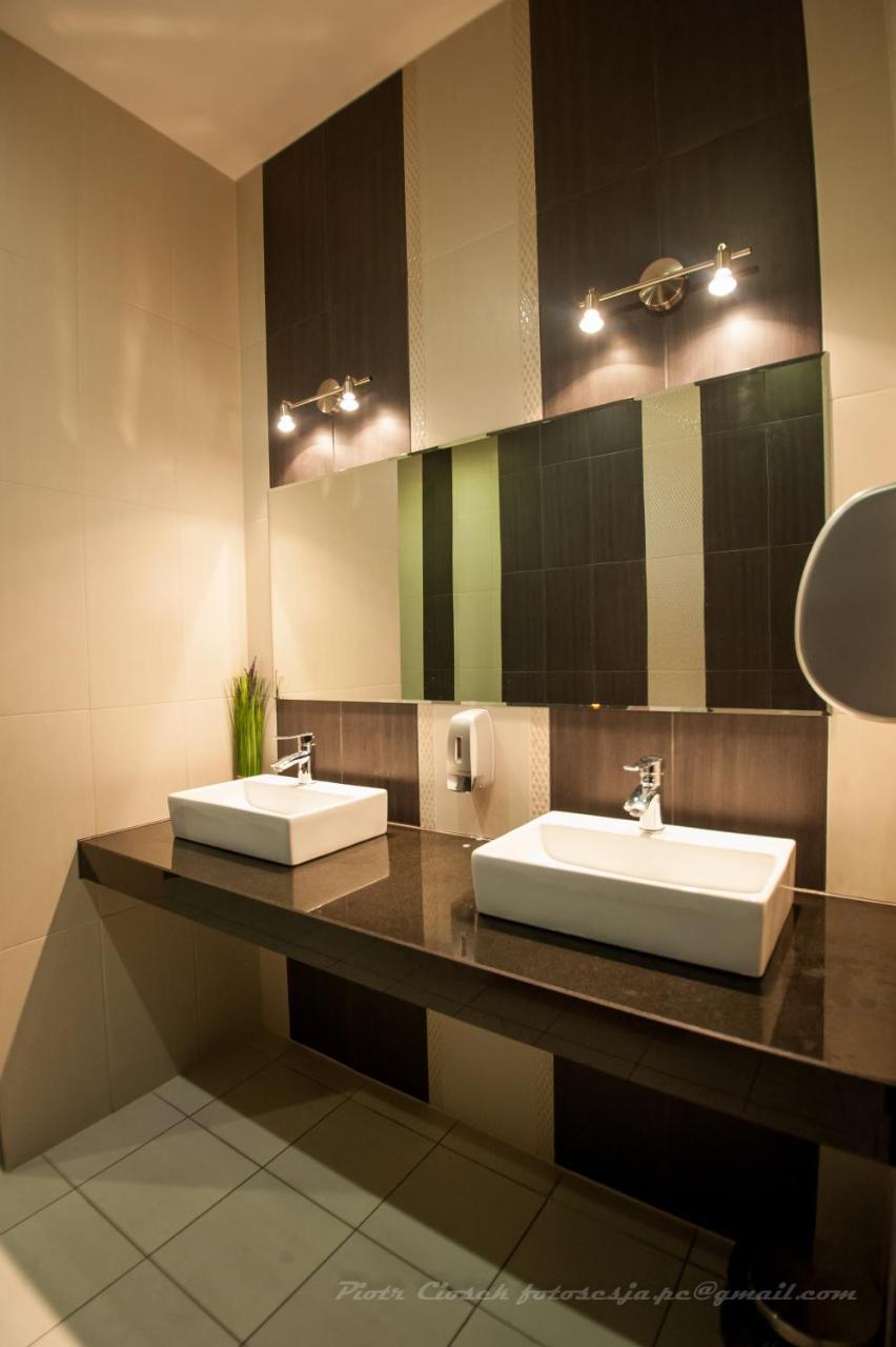 Restauracja Hotel Graal Targowisko Экстерьер фото