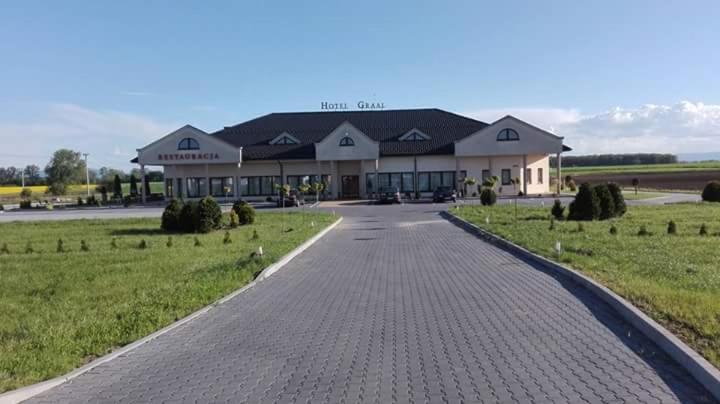 Restauracja Hotel Graal Targowisko Экстерьер фото